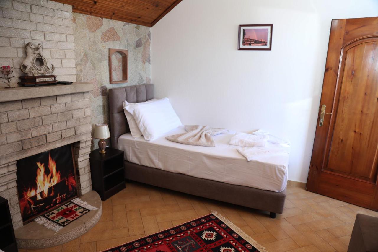 --Hotel Deal-- Rooms With Castle View Krujë 外观 照片