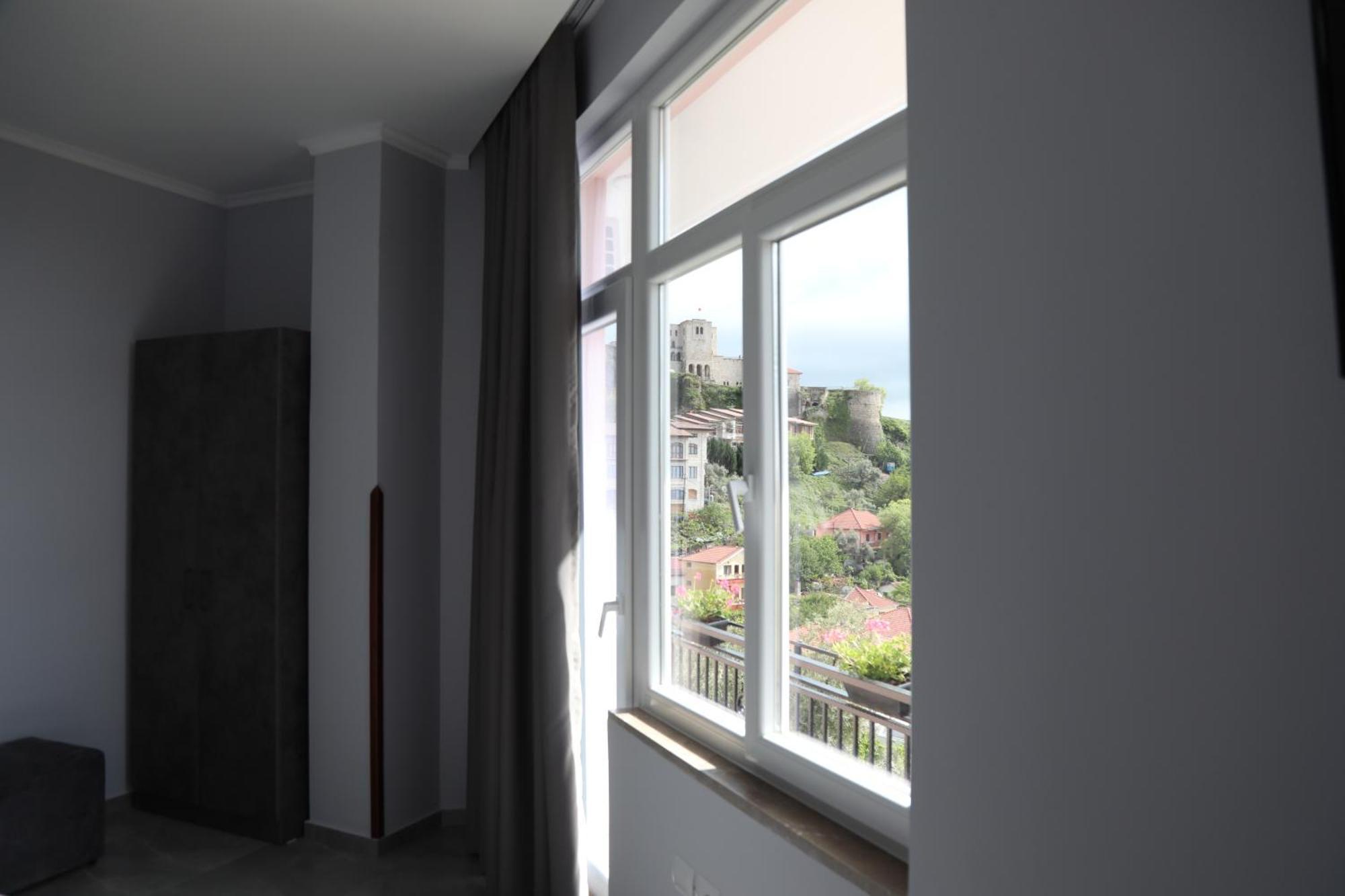 --Hotel Deal-- Rooms With Castle View Krujë 外观 照片