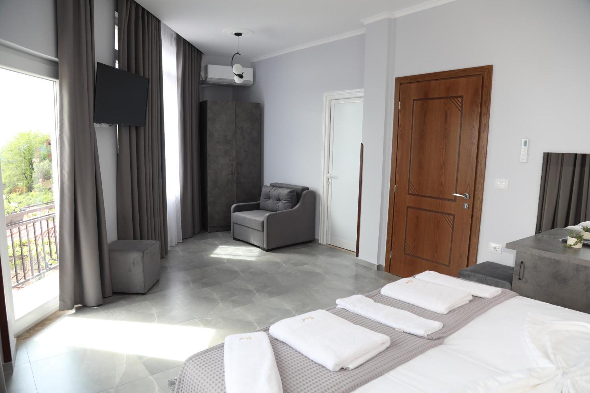 --Hotel Deal-- Rooms With Castle View Krujë 外观 照片