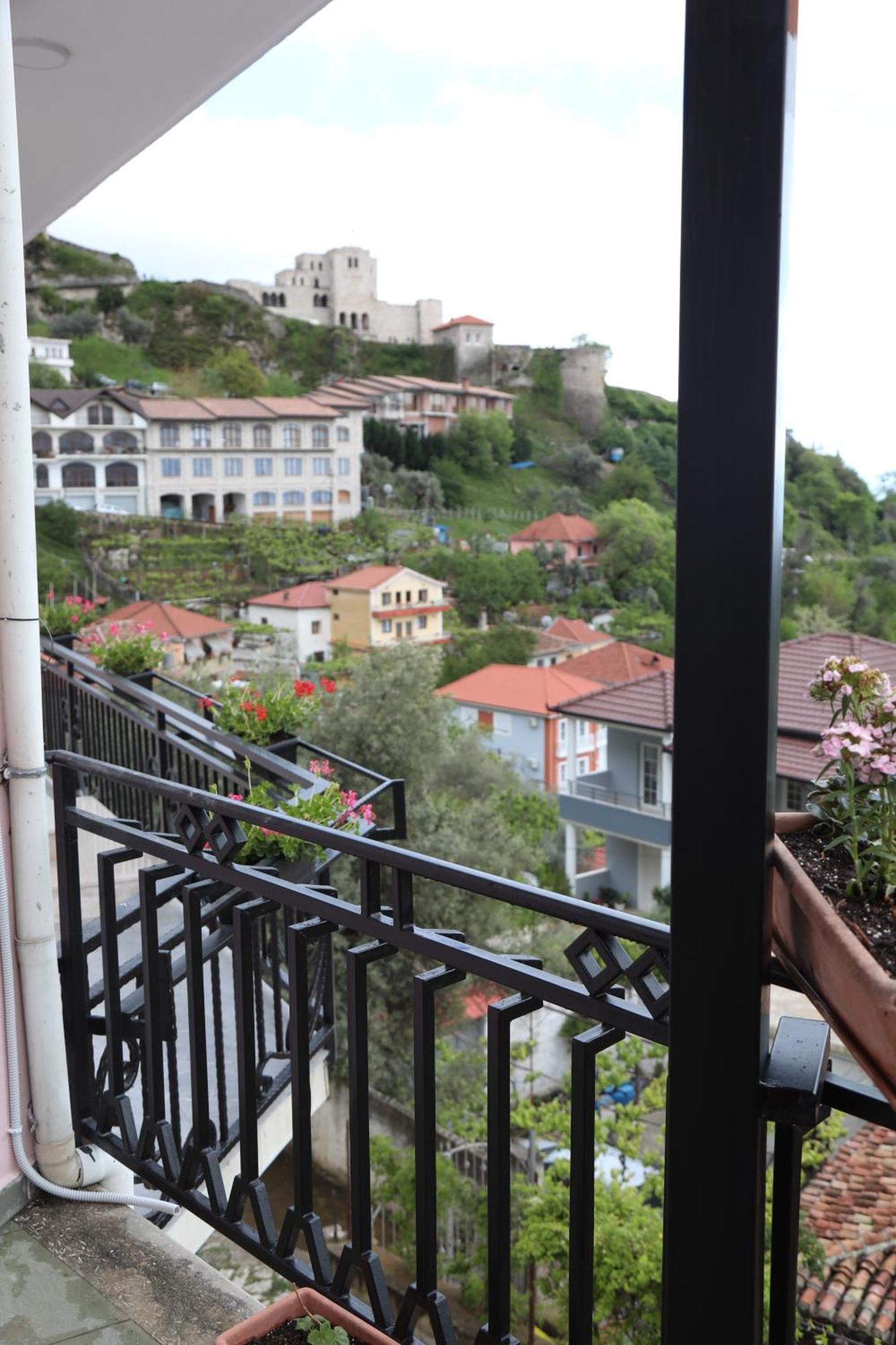 --Hotel Deal-- Rooms With Castle View Krujë 外观 照片
