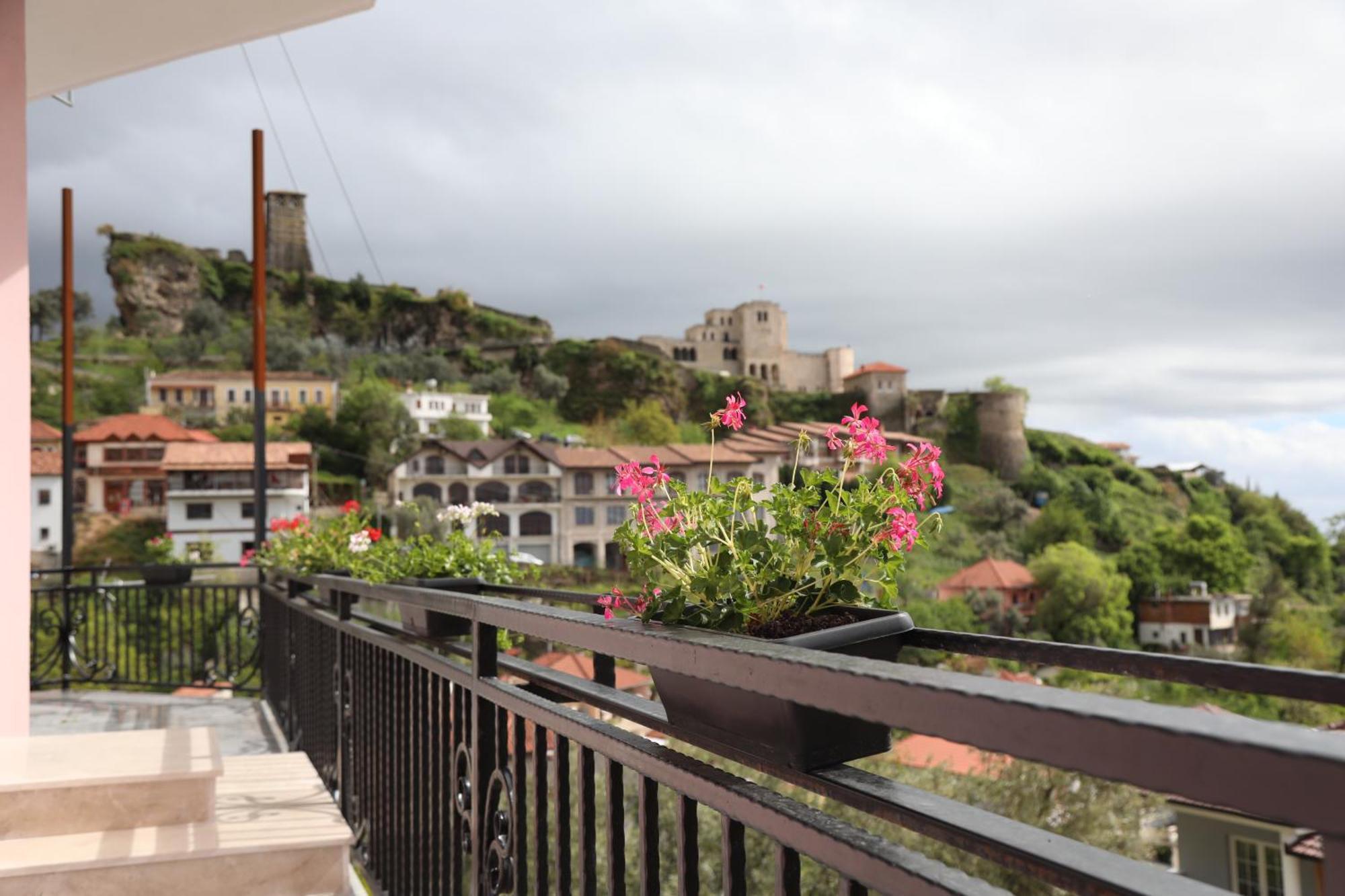 --Hotel Deal-- Rooms With Castle View Krujë 外观 照片