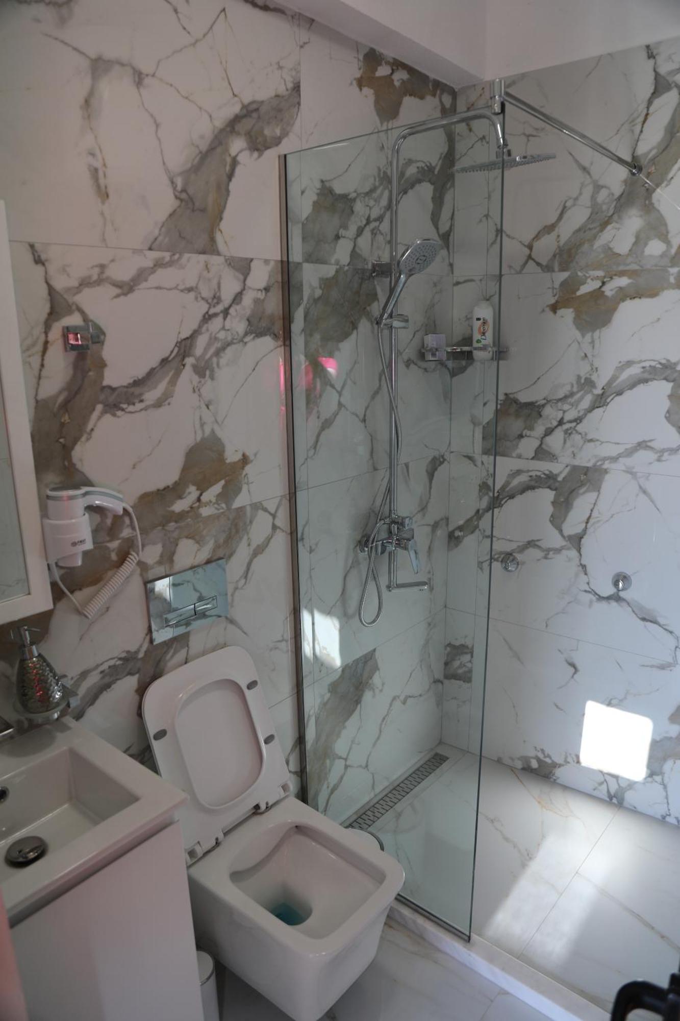 --Hotel Deal-- Rooms With Castle View Krujë 客房 照片