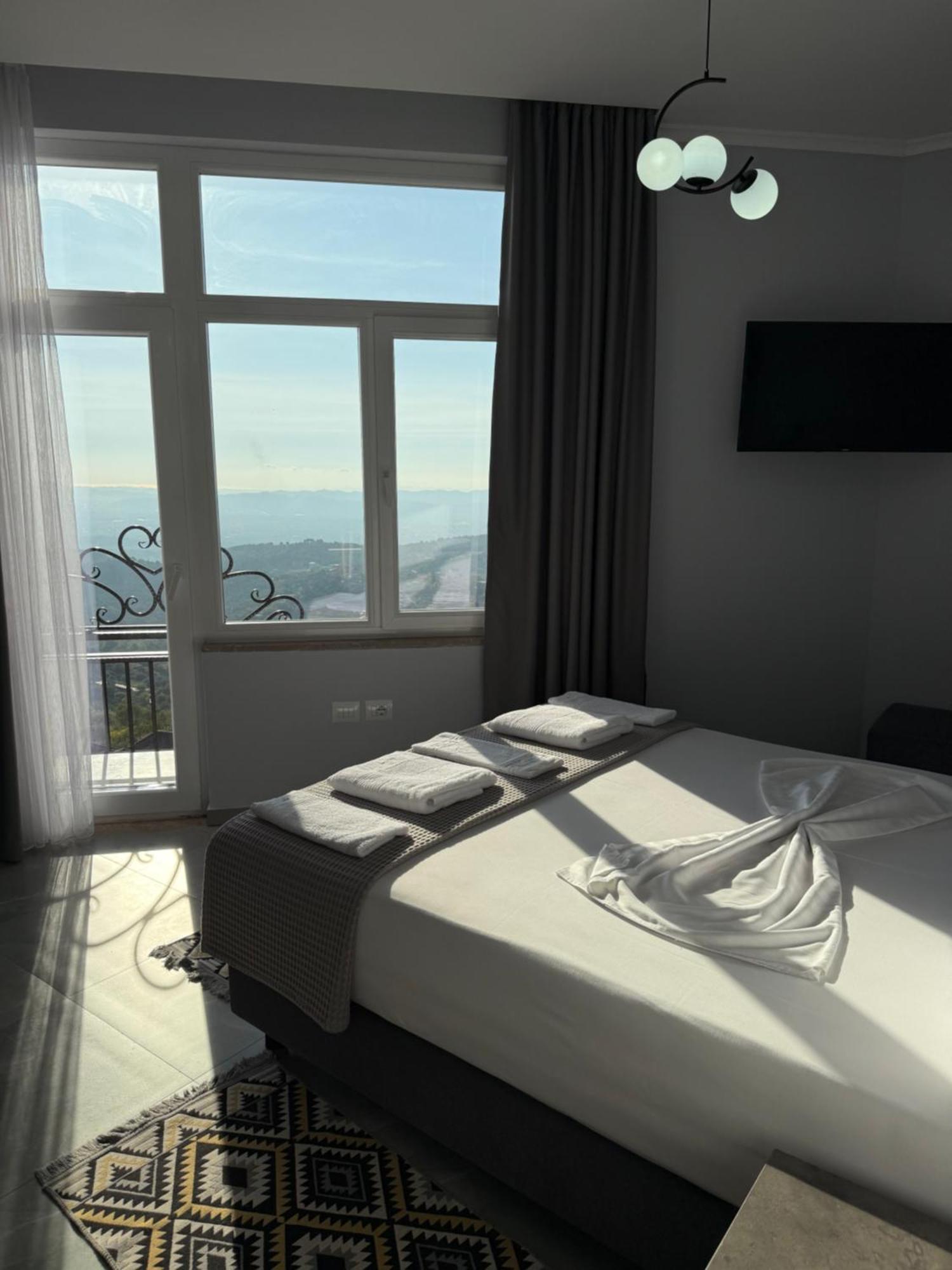 --Hotel Deal-- Rooms With Castle View Krujë 外观 照片